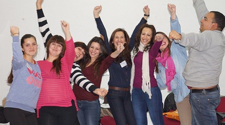 Pilar Fernandez coach impartiendo coaching educativo y para el empleo